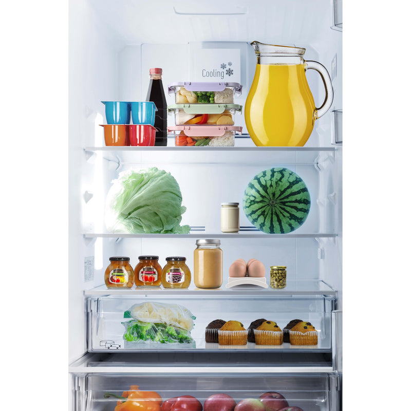 Blomberg 24-inch, 11.43 cu.ft Counter-Depth Bottom Freezer Refrigerator BRFB1045WH IMAGE 8