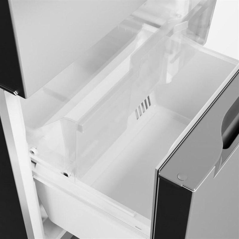 AVG 30-inch, 18.7 cu.ft. Freestanding Bottom Freezer Refrigerator with LED Lighting ARBM188SE2 IMAGE 3