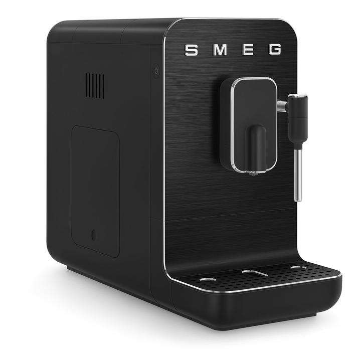 Smeg Retro-Style Automatic Coffee Machine BCC02FBMUS IMAGE 3