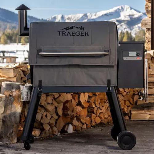 Traeger Grill and Oven Accessories Insulated Jackets BAC627 IMAGE 2