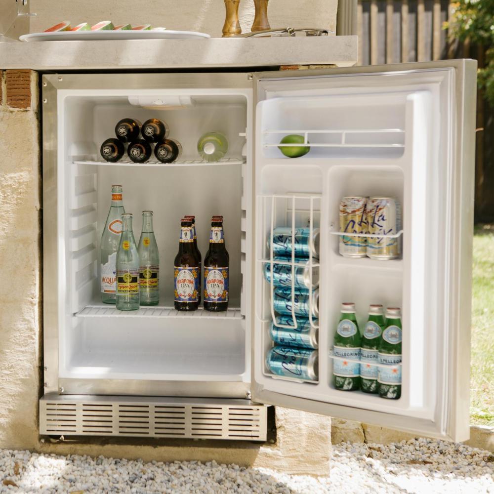 Coyote 21in 4.1cuft Outdoor All Refrigerator CBIR-R IMAGE 5