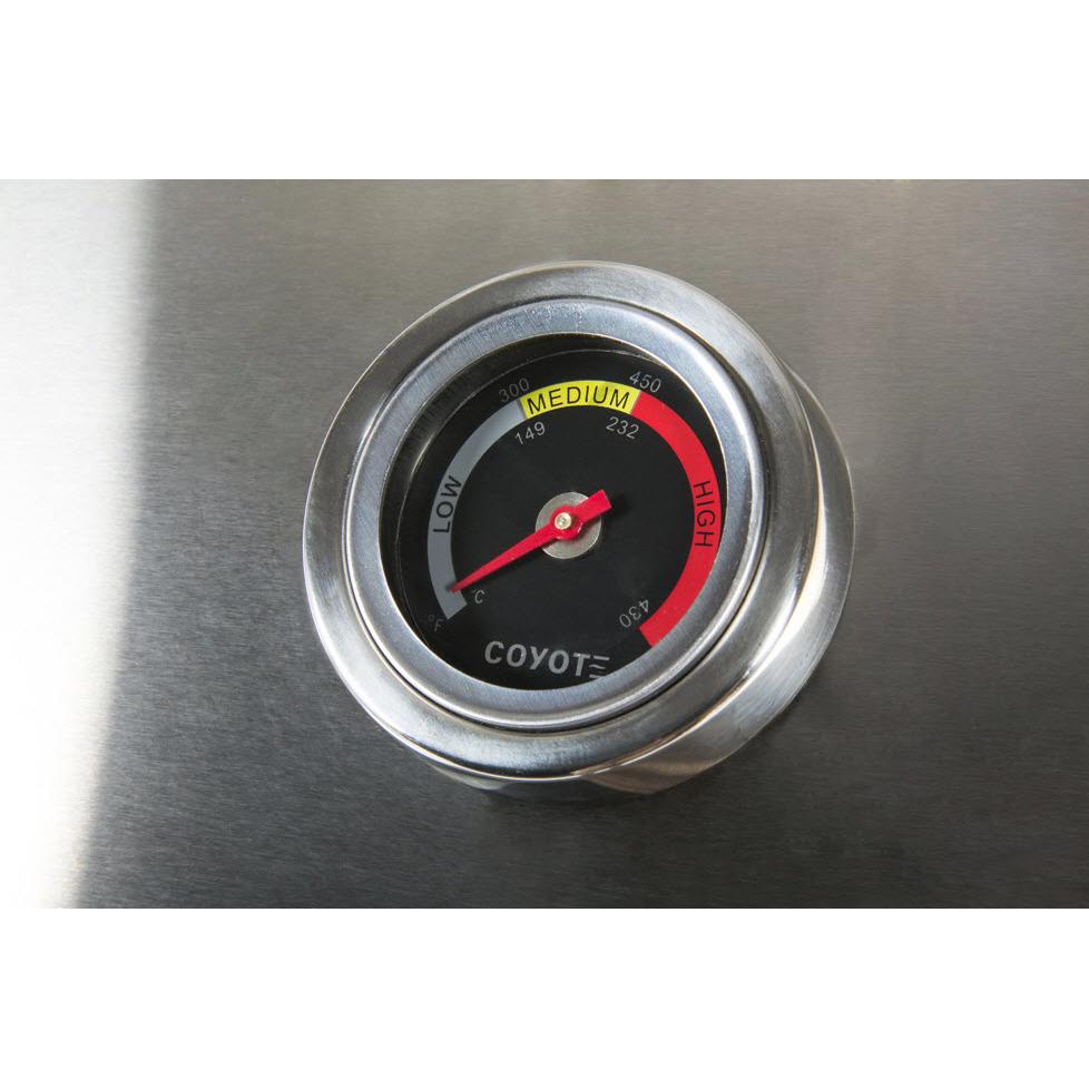 Coyote S-Series 30in Freestanding Gas Grill C2SL30LP-FS IMAGE 3