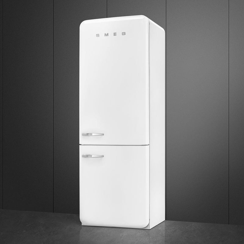 Smeg 18 cu. ft. Bottom Freezer Refrigerator FAB38URWH IMAGE 4