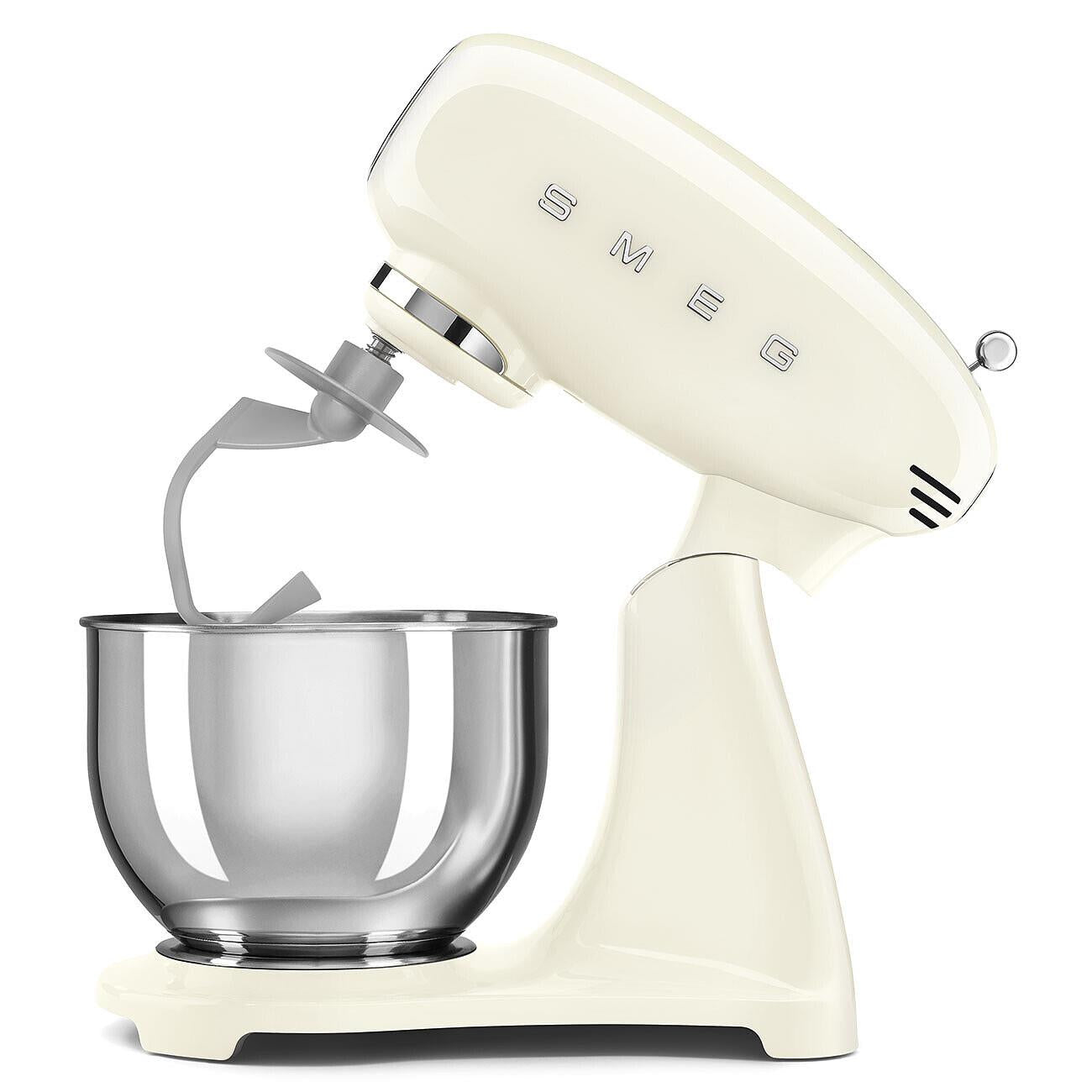 Smeg 50's Retro Style Aesthetic 5 Quart Stand Mixer with 600 W SMF03CRUS IMAGE 3