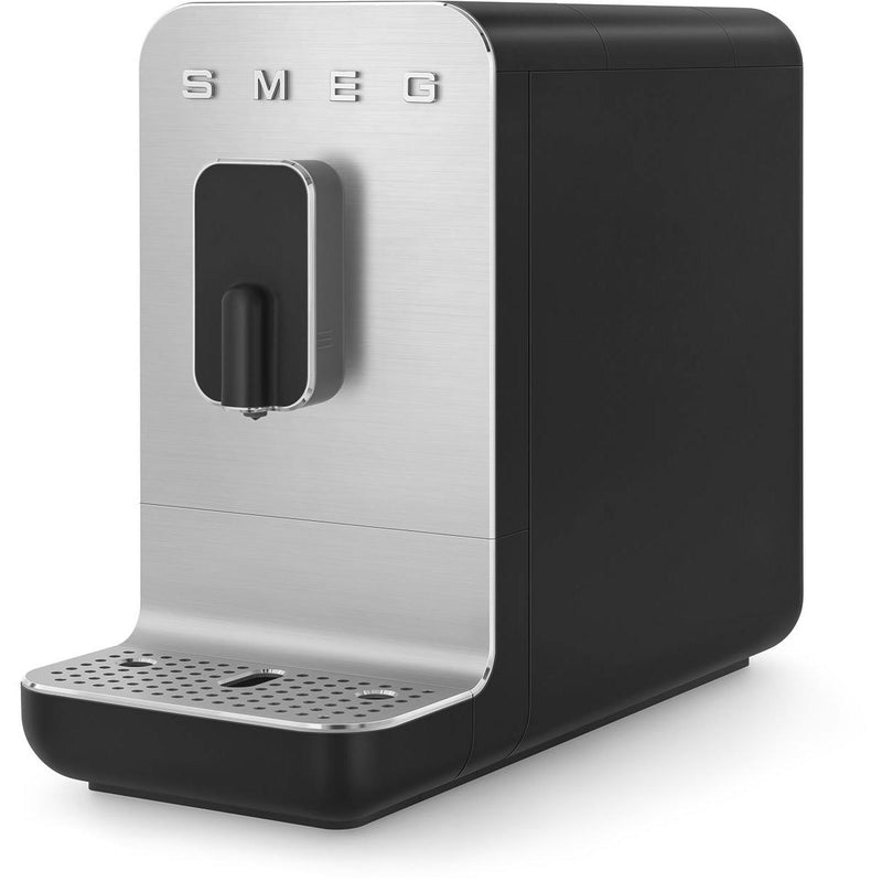 Smeg Espresso Machine BCC01BLMUS IMAGE 8