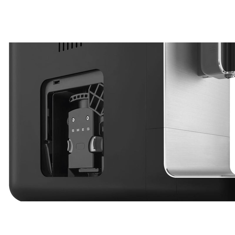 Smeg Espresso Machine BCC01BLMUS IMAGE 9