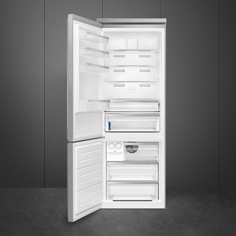 Smeg 28-inch, 18.01 cu. ft. Bottom Freezer Refrigerator FA490ULX IMAGE 2