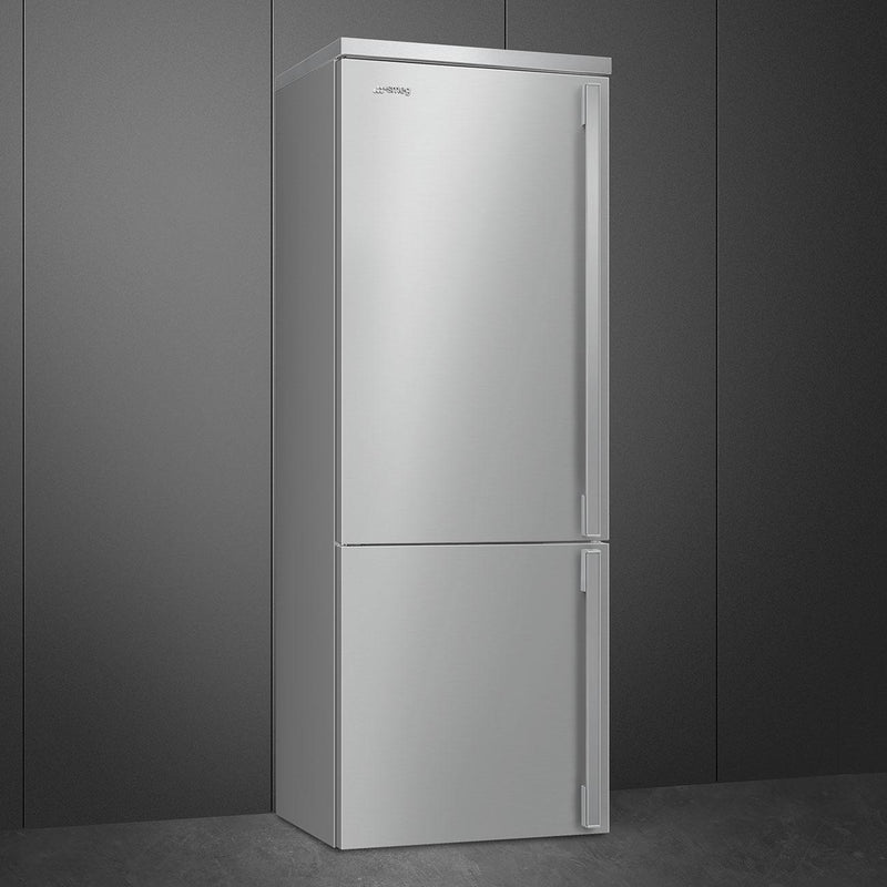 Smeg 28-inch, 18.01 cu. ft. Bottom Freezer Refrigerator FA490ULX IMAGE 4