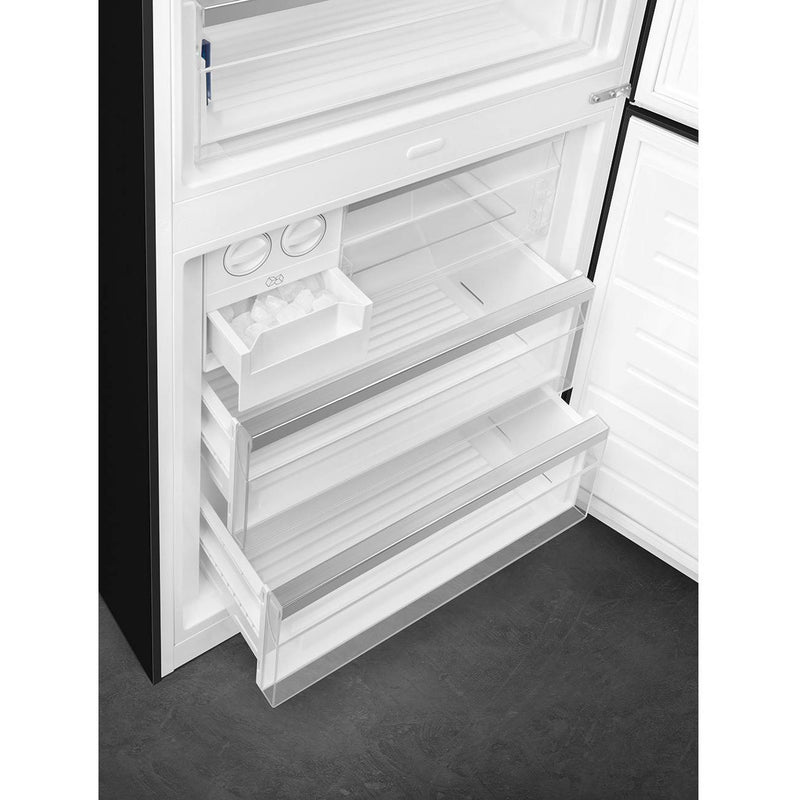 Smeg 28-inch, 18.01 cu. ft. Bottom Freezer Refrigerator FA490URBL IMAGE 10