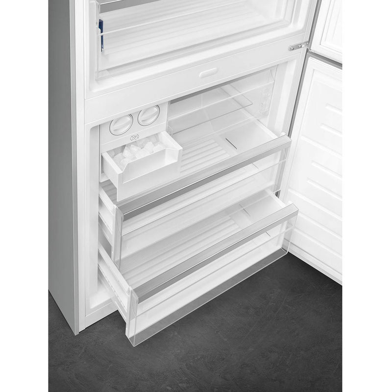 Smeg 28-inch, 18.01 cu. ft. Bottom Freezer Refrigerator FA490URX IMAGE 10