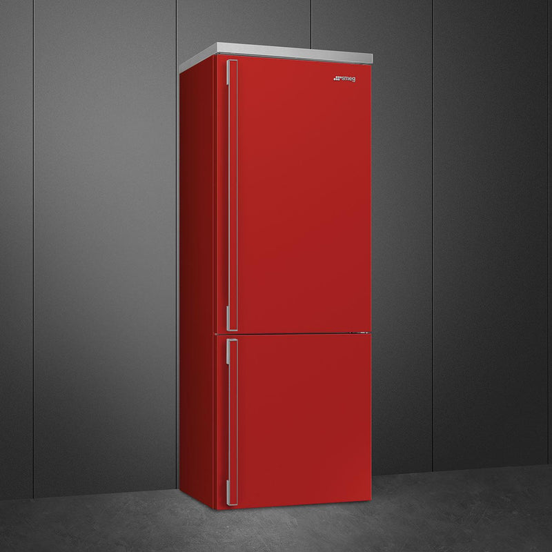 Smeg 28-inch, 18.01 cu. ft. Bottom Freezer Refrigerator FA490URR IMAGE 3