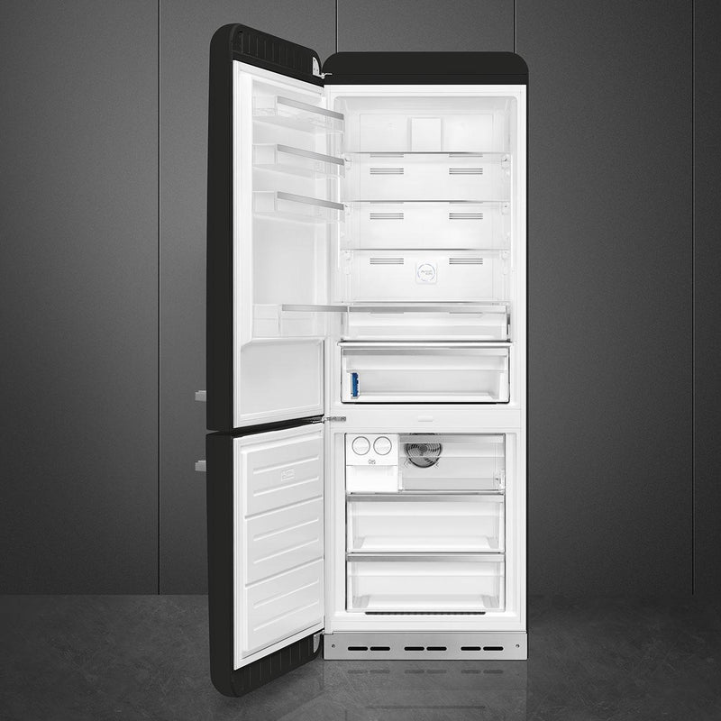 Smeg 28-inch, 18.01 cu. ft. Bottom Freezer Refrigerator FAB38ULBL IMAGE 2