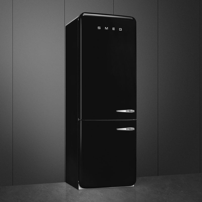 Smeg 28-inch, 18.01 cu. ft. Bottom Freezer Refrigerator FAB38ULBL IMAGE 3