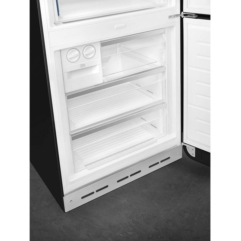 Smeg 28-inch, 18.01 cu. ft. Bottom Freezer Refrigerator FAB38URBL IMAGE 9