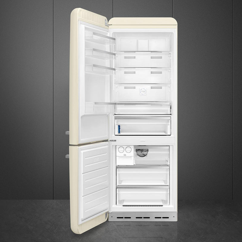 Smeg 28-inch, 18.01 cu. ft. Bottom Freezer Refrigerator FAB38ULCR IMAGE 2