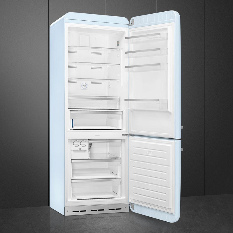 Smeg 28-inch, 18.01 cu. ft. Bottom Freezer Refrigerator FAB38URPB IMAGE 5