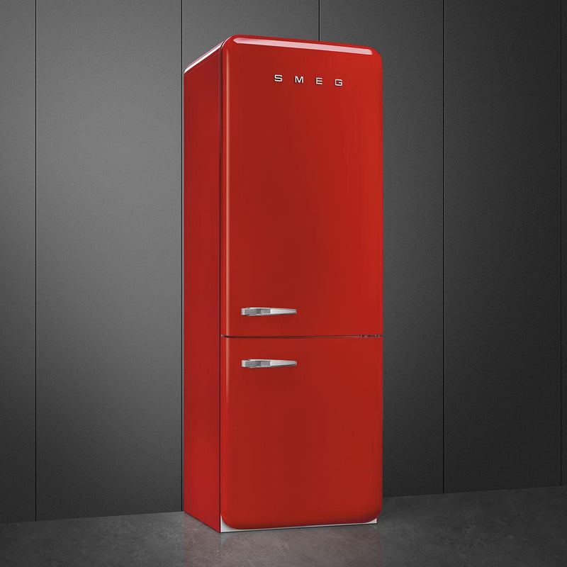 Smeg 28-inch, 18.01 cu. ft. Bottom Freezer Refrigerator FAB38URRD IMAGE 3