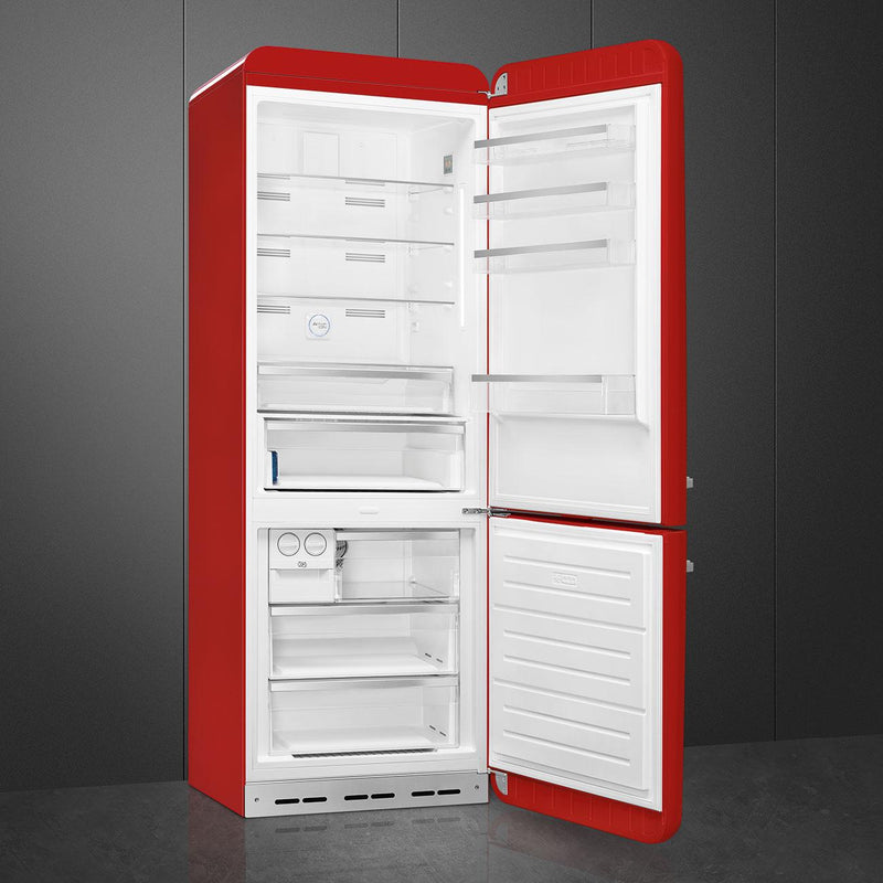 Smeg 28-inch, 18.01 cu. ft. Bottom Freezer Refrigerator FAB38URRD IMAGE 5