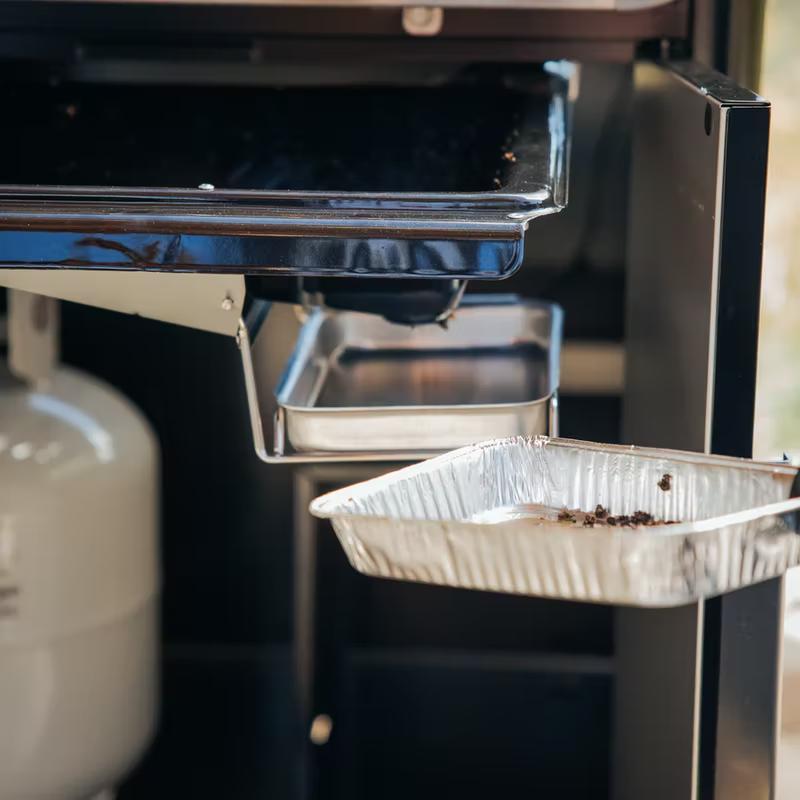 Weber Genesis E-435 Gas Grill 38410001 IMAGE 11