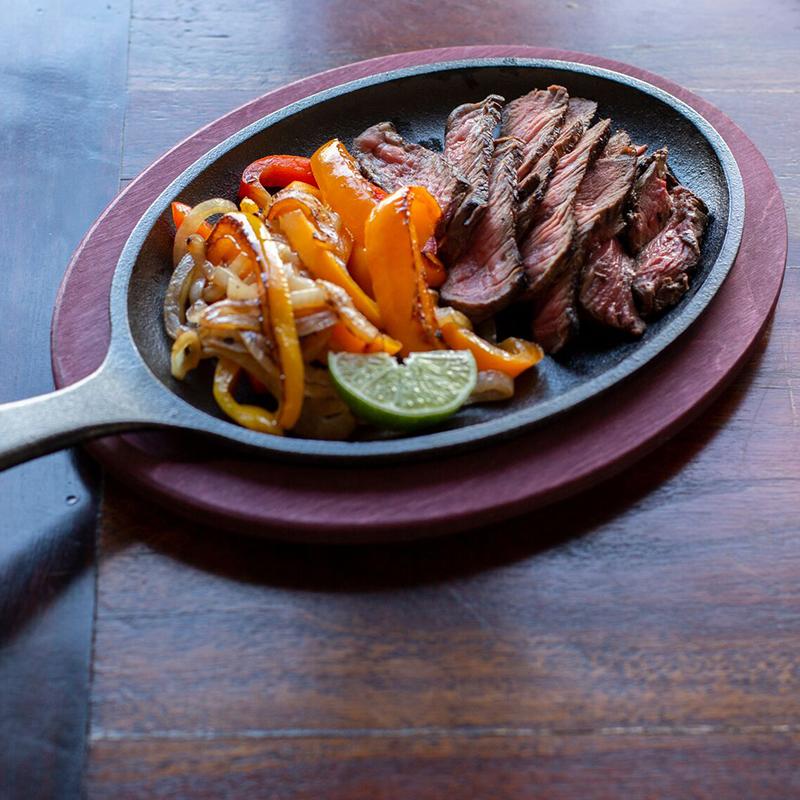 Lodge Cast Iron Fajita Set LFSR3 IMAGE 2