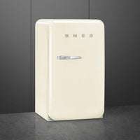 Smeg 22-inch, 4.48 cu. ft. Compact Refrigerator FAB10URCR3 IMAGE 2