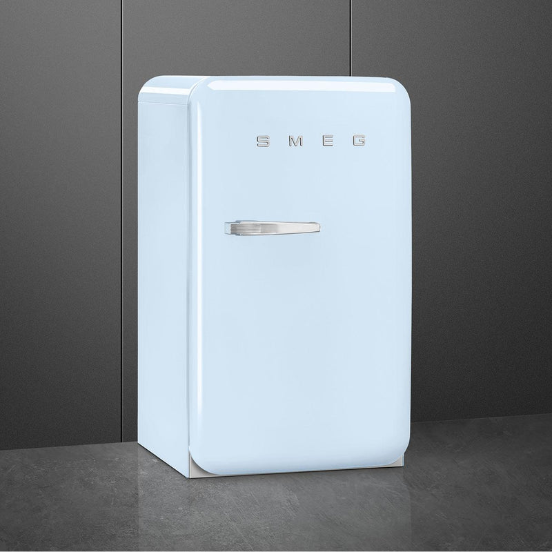 Smeg 22-inch, 4.48 cu. ft. Compact Refrigerator FAB10URPB3 IMAGE 2