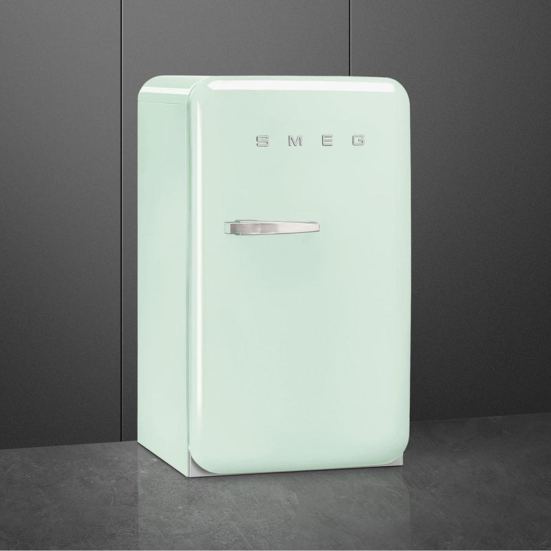 Smeg 22-inch, 4.48 cu. ft. Compact Refrigerator FAB10URPG3 IMAGE 2