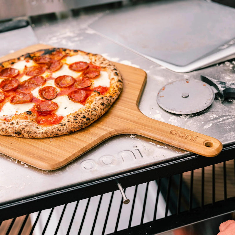 Ooni 16-inch Pizza Peel & Serving Board UU-P1CD00 IMAGE 6