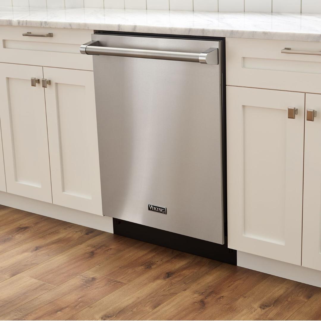 Viking 24-inch Built-In Dishwasher with OpenAir™ Drying Function VDWU724SS IMAGE 16
