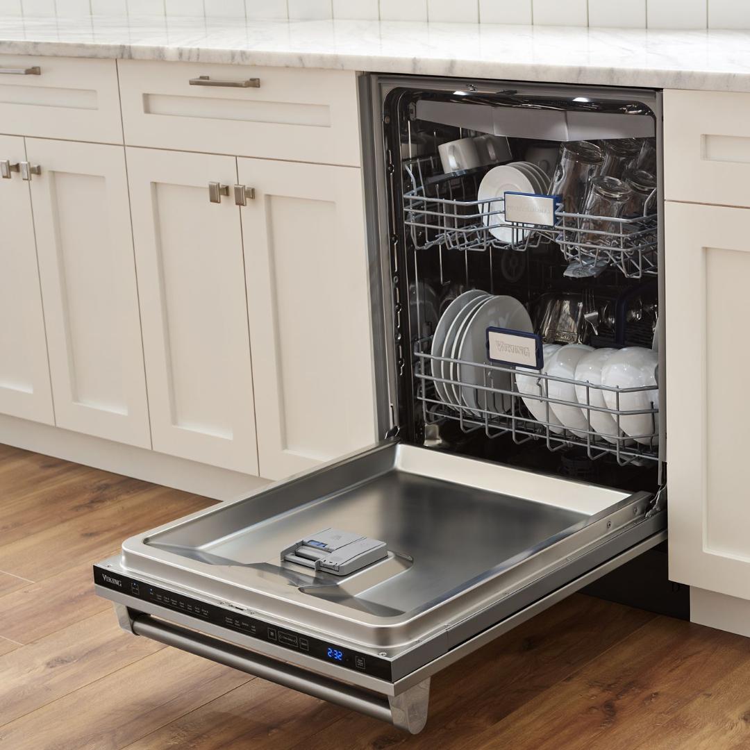Viking 24-inch Built-In Dishwasher with OpenAir™ Drying Function FDWU724 IMAGE 11