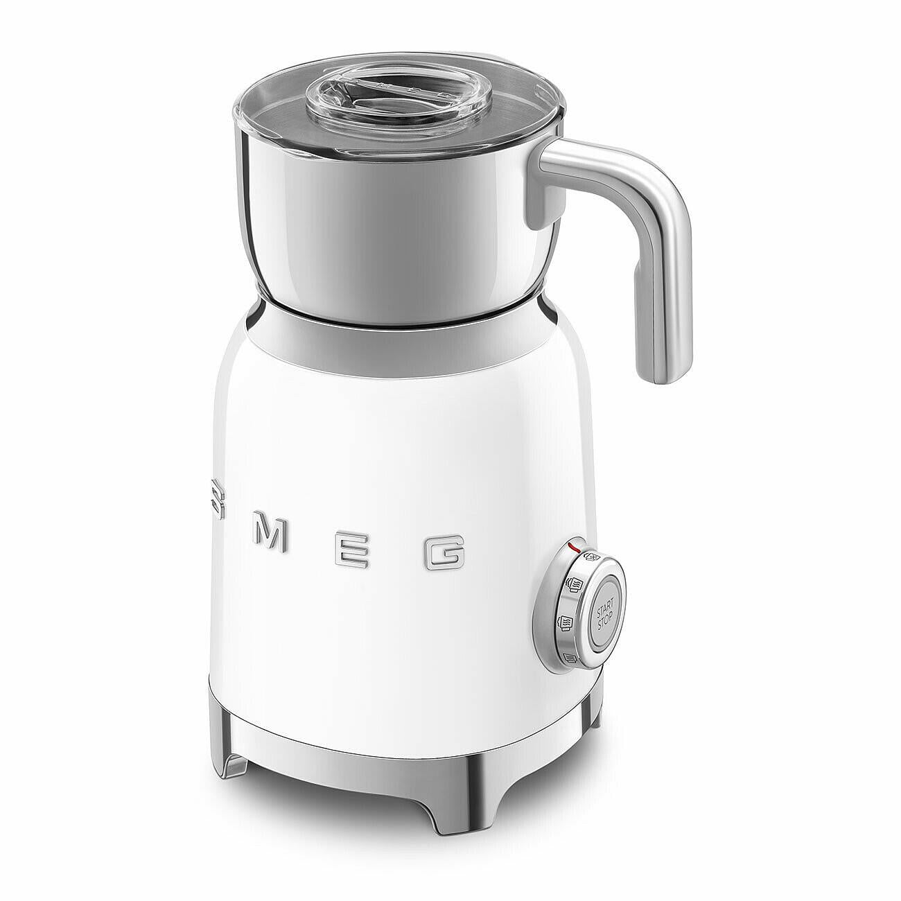 Smeg 50's Style Aesthetic Milk Frother MFF11WHUS IMAGE 3