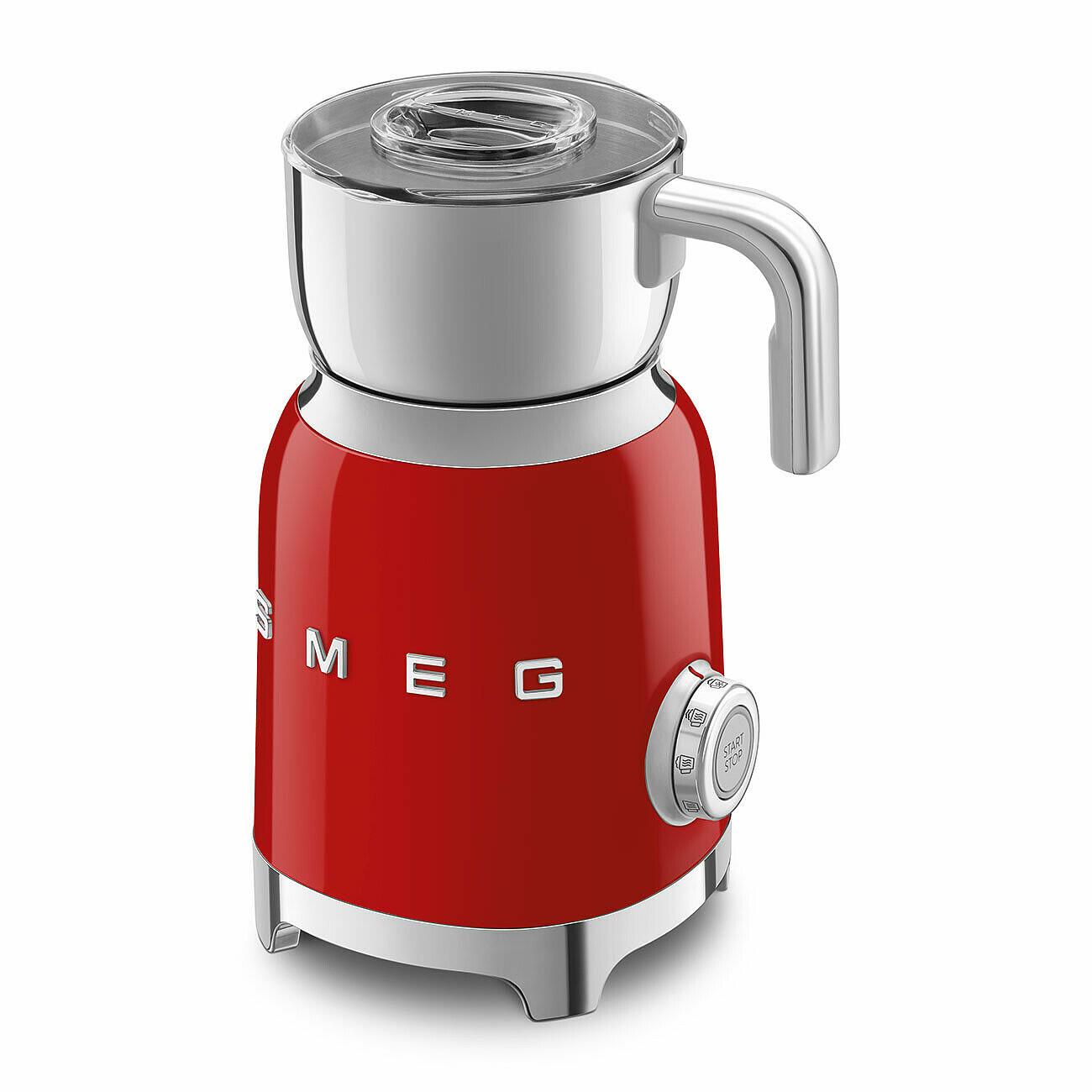 Smeg 50's Style Aesthetic Milk Frother MFF11RDUS IMAGE 3