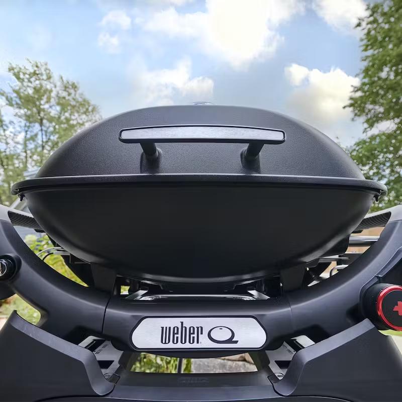 Weber Q 2800N+ Gas Grill 1500375 IMAGE 2