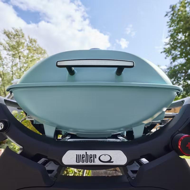 Weber Q 2800N+ Gas Grill 1500379 IMAGE 2