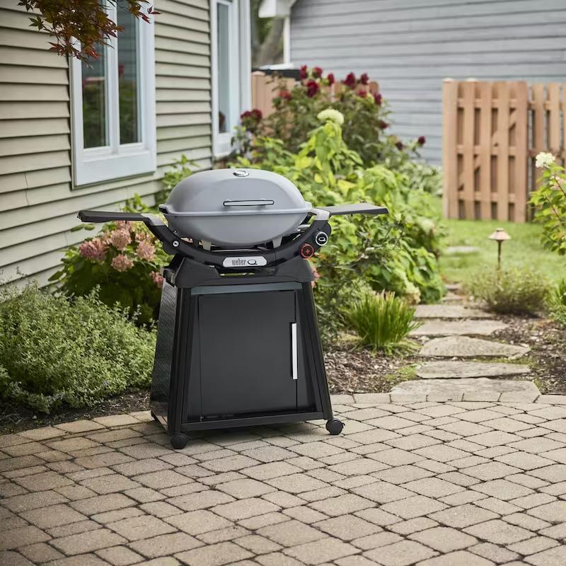 Weber Q 2800N+ Gas Grill with Stand 1500392 IMAGE 2