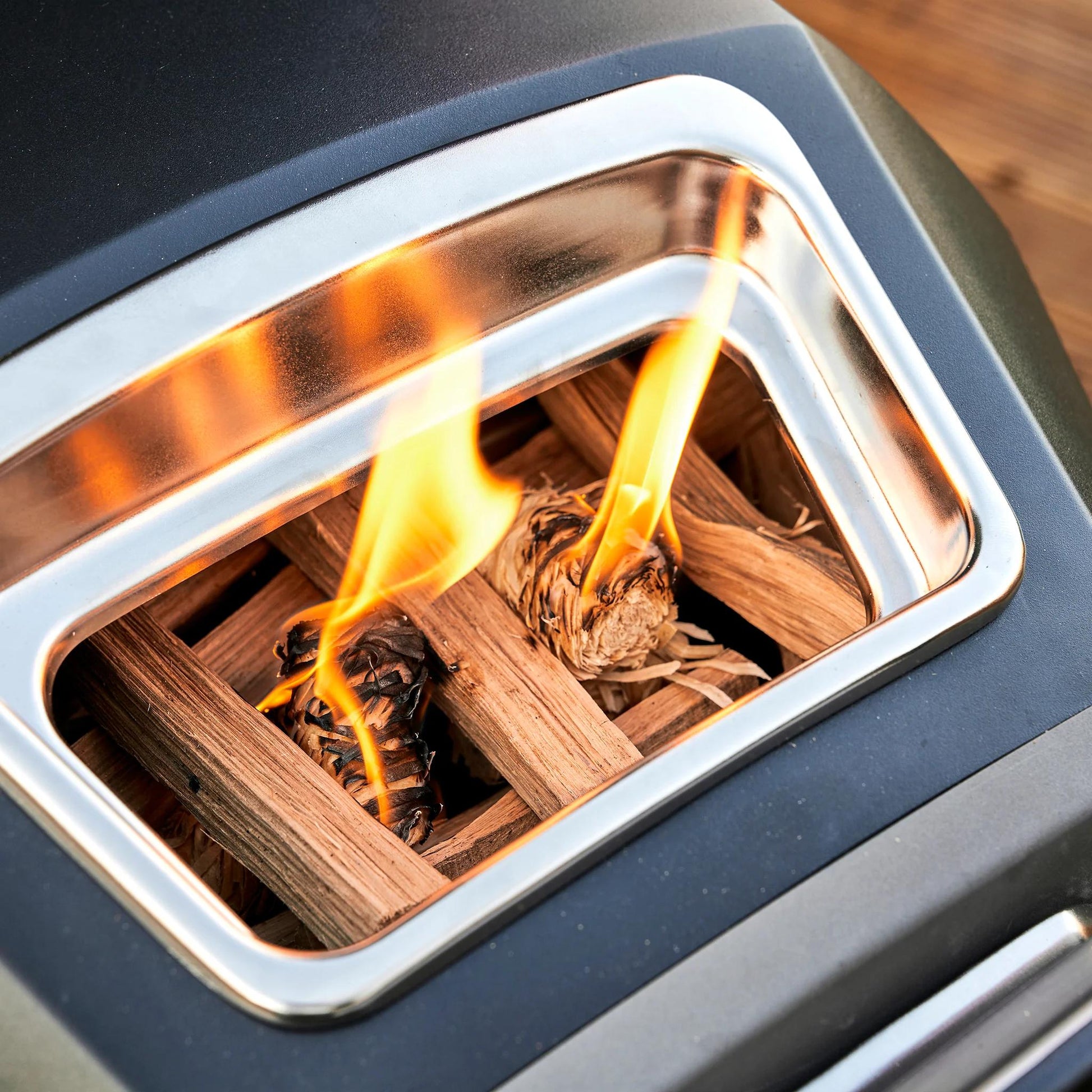 Ooni Karu 12G Multi-Fuel Pizza Oven UU-P26100 IMAGE 10