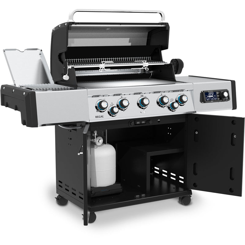 Broil King Regal Q 590 Pro IR Gas Grill 688247 IMAGE 5