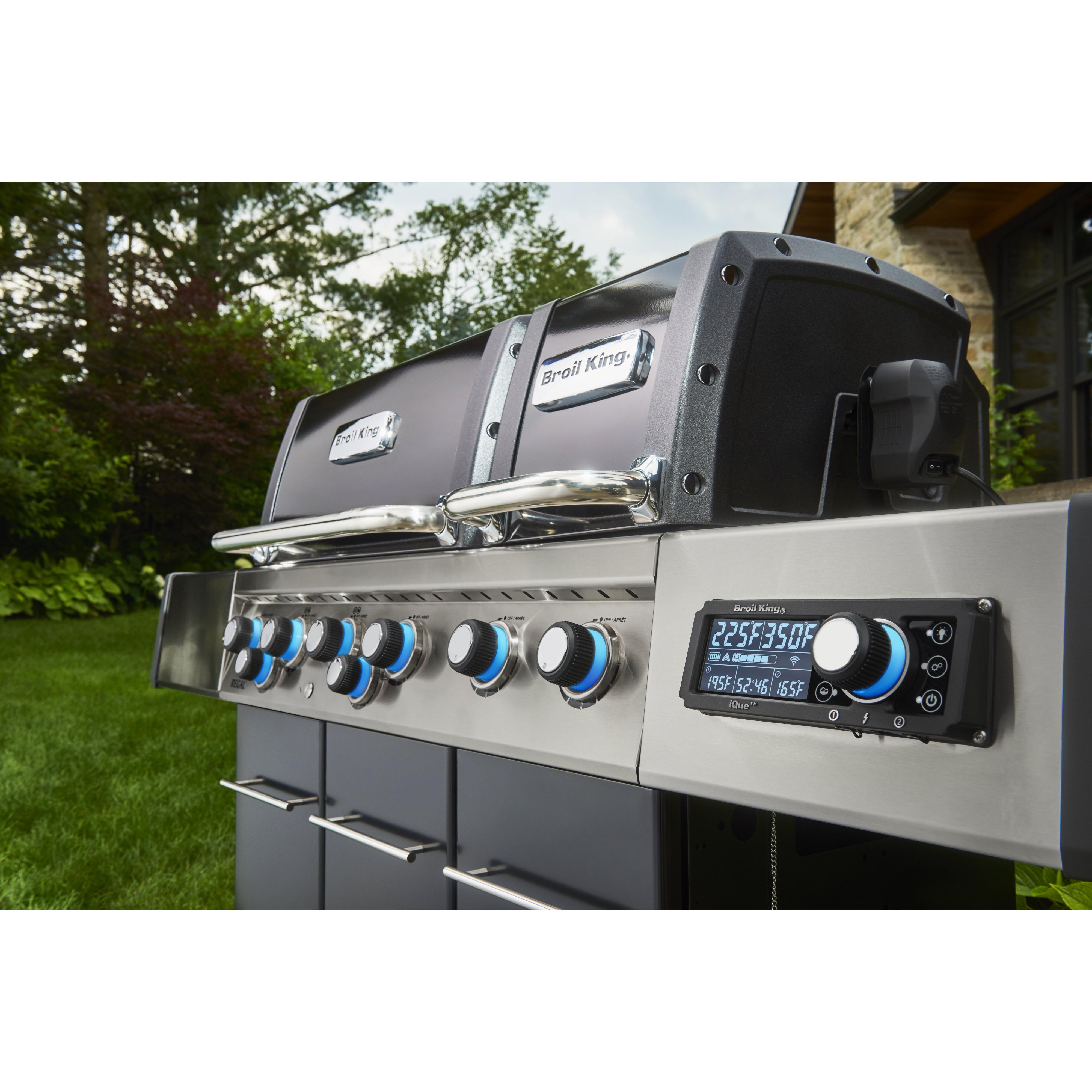 Broil King Regal Q 690 Pro IR Gas Grill 689244 IMAGE 14