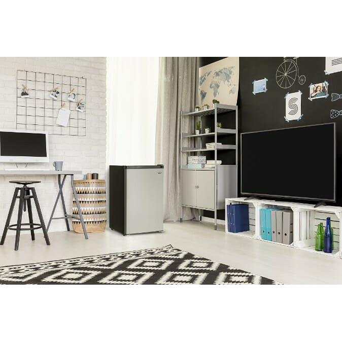 Danby 21-inch, 4.5 cu.ft. Freestanding Compact Refrigerator DCR045B1BSLDB IMAGE 15