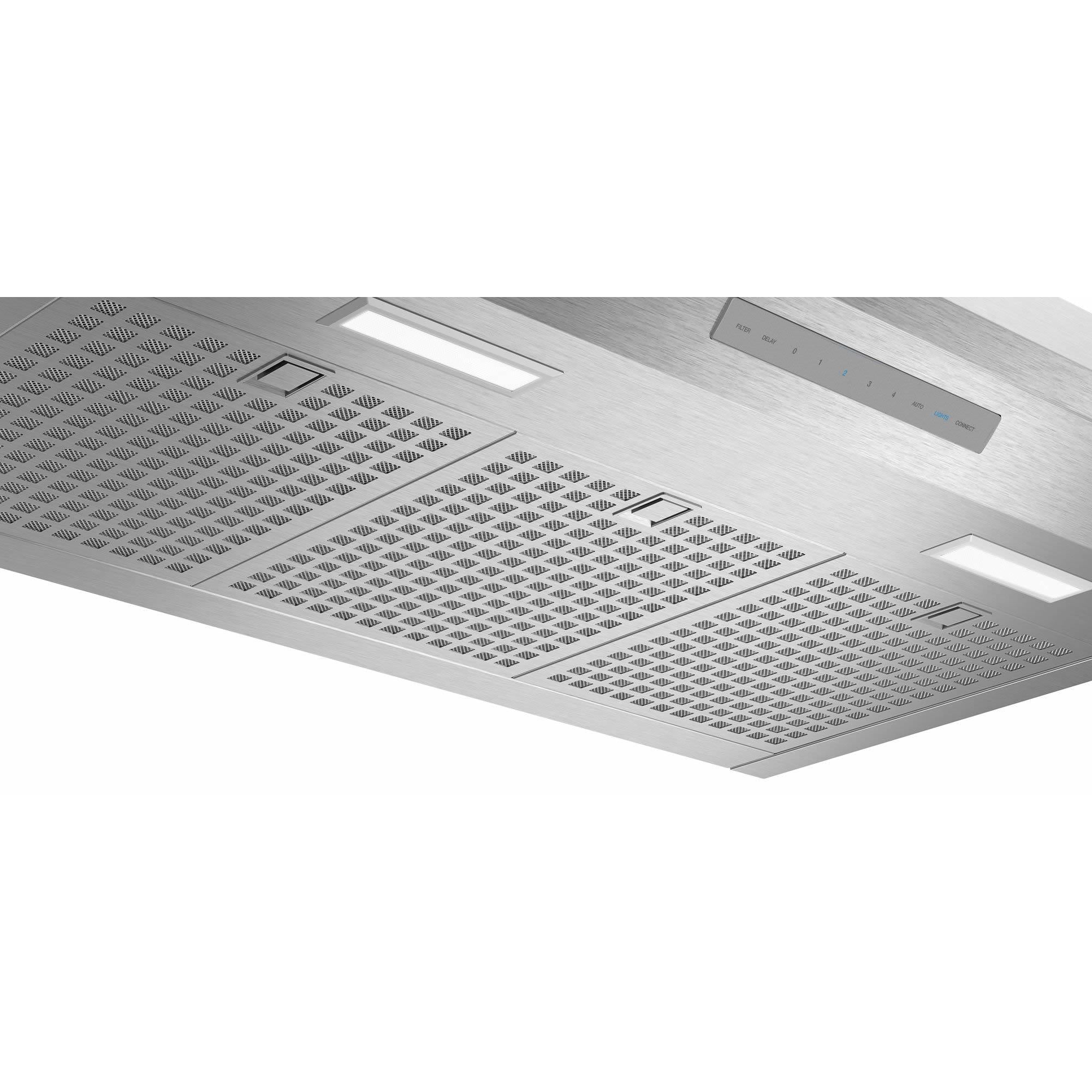 Thermador 36-inch Masterpiece® Series Wall Mount Range Hood HMCB36WSSP IMAGE 3
