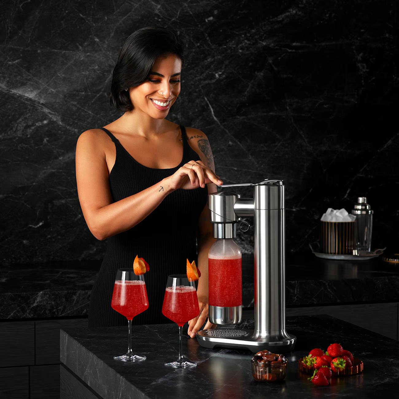 Breville InFizz™ Fusion Sparkling Water Maker BCA800DBL0ZNA1 IMAGE 5