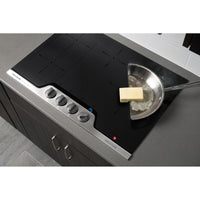 Frigidaire Professional 30-inch Built-In Induction Cooktop with Pro-Select® Controls FPIC3077RFBF IMAGE 3
