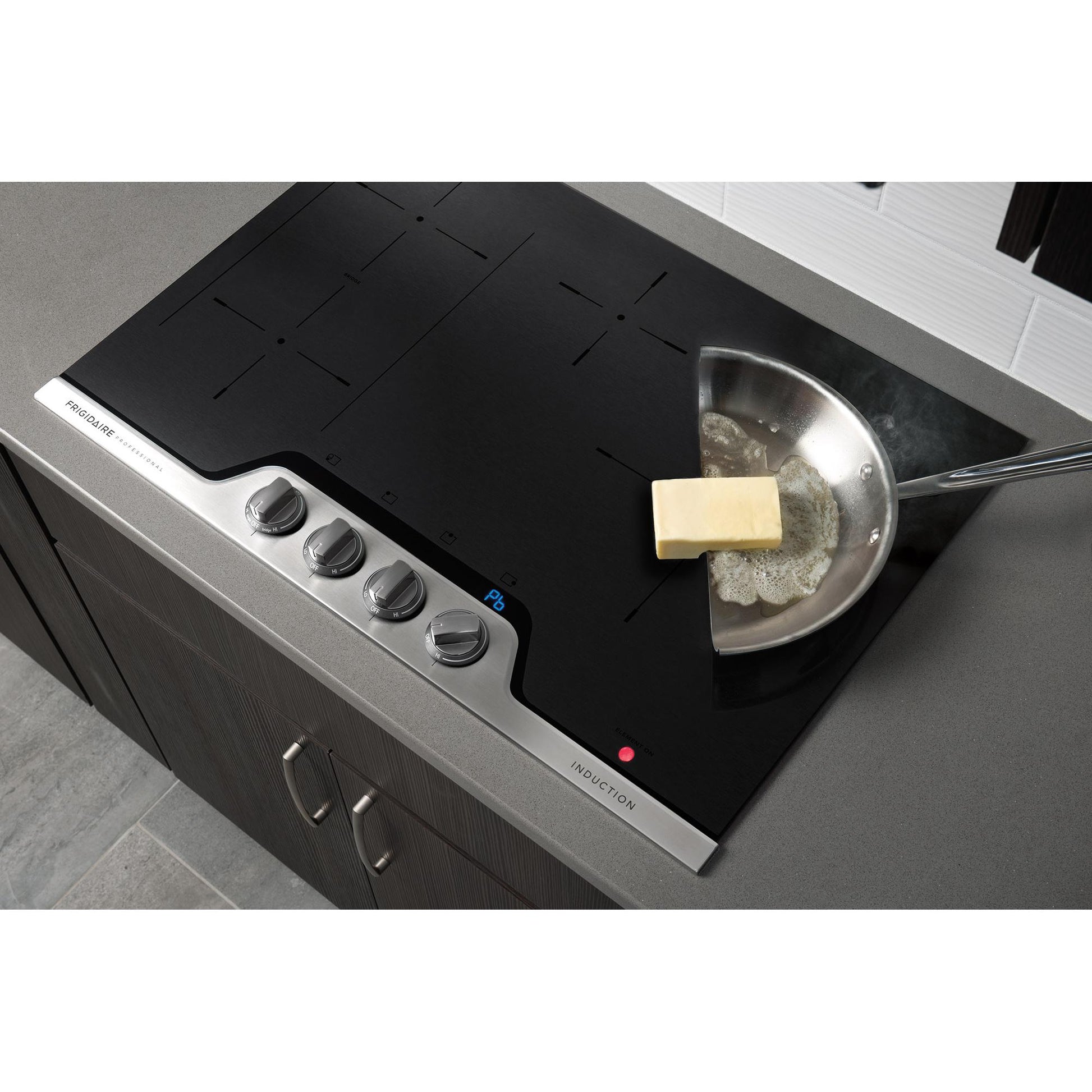 Frigidaire Professional 30-inch Built-In Induction Cooktop with Pro-Select® Controls FPIC3077RFBF IMAGE 3