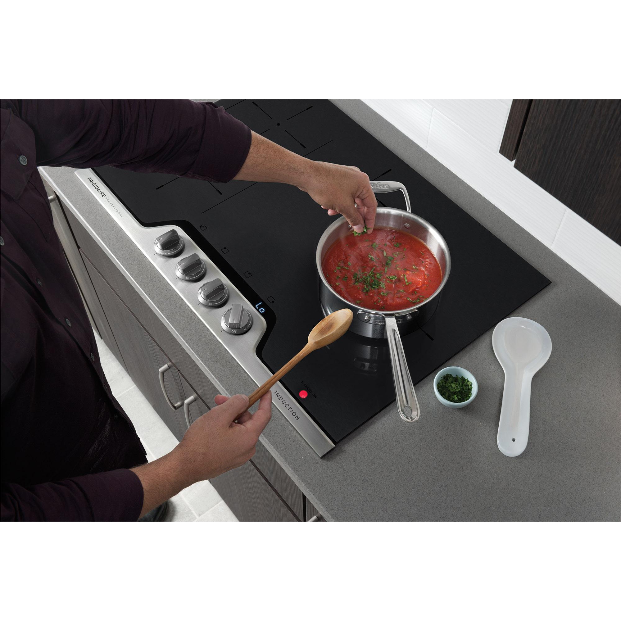 Frigidaire Professional 30-inch Built-In Induction Cooktop with Pro-Select® Controls FPIC3077RFBF IMAGE 5