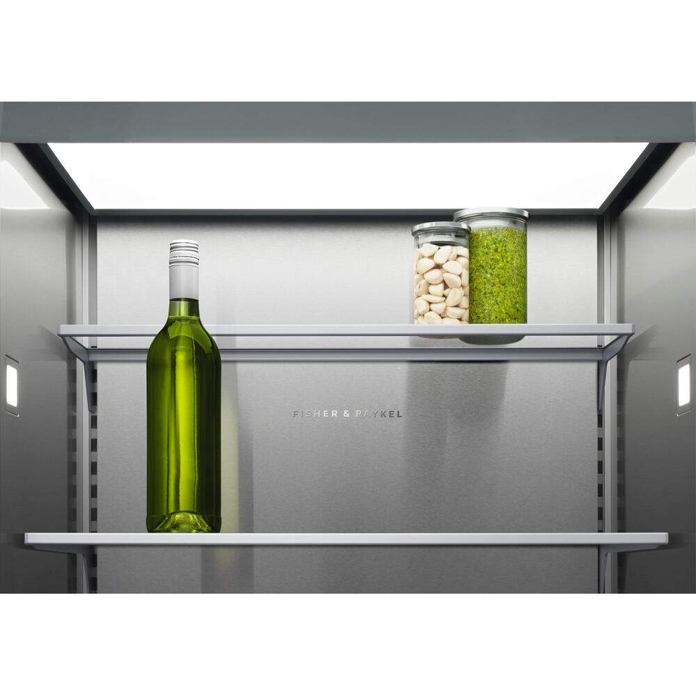Fisher & Paykel 30-inch Built-in Bottom Freezer Refrigerator with ActiveSmart™ RS3084WRUK1BF IMAGE 4