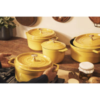 Staub 6.75 Liter Cast Iron Round Cocotte 1029104 IMAGE 7