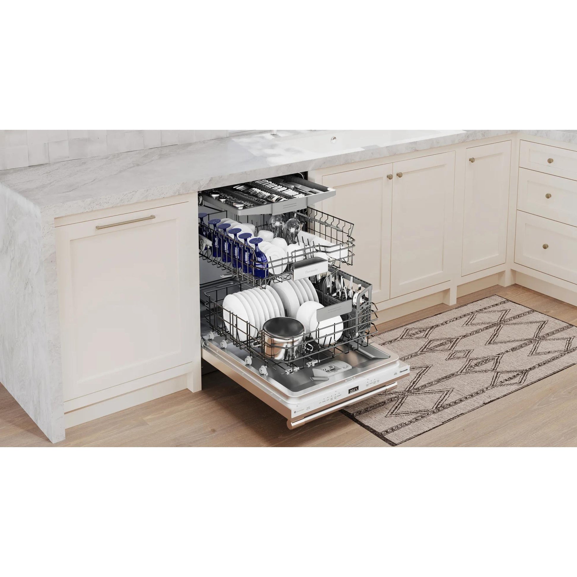 Thermador 24-inch Built-in Dishwasher with Professional Handle DWHD640EFP IMAGE 5