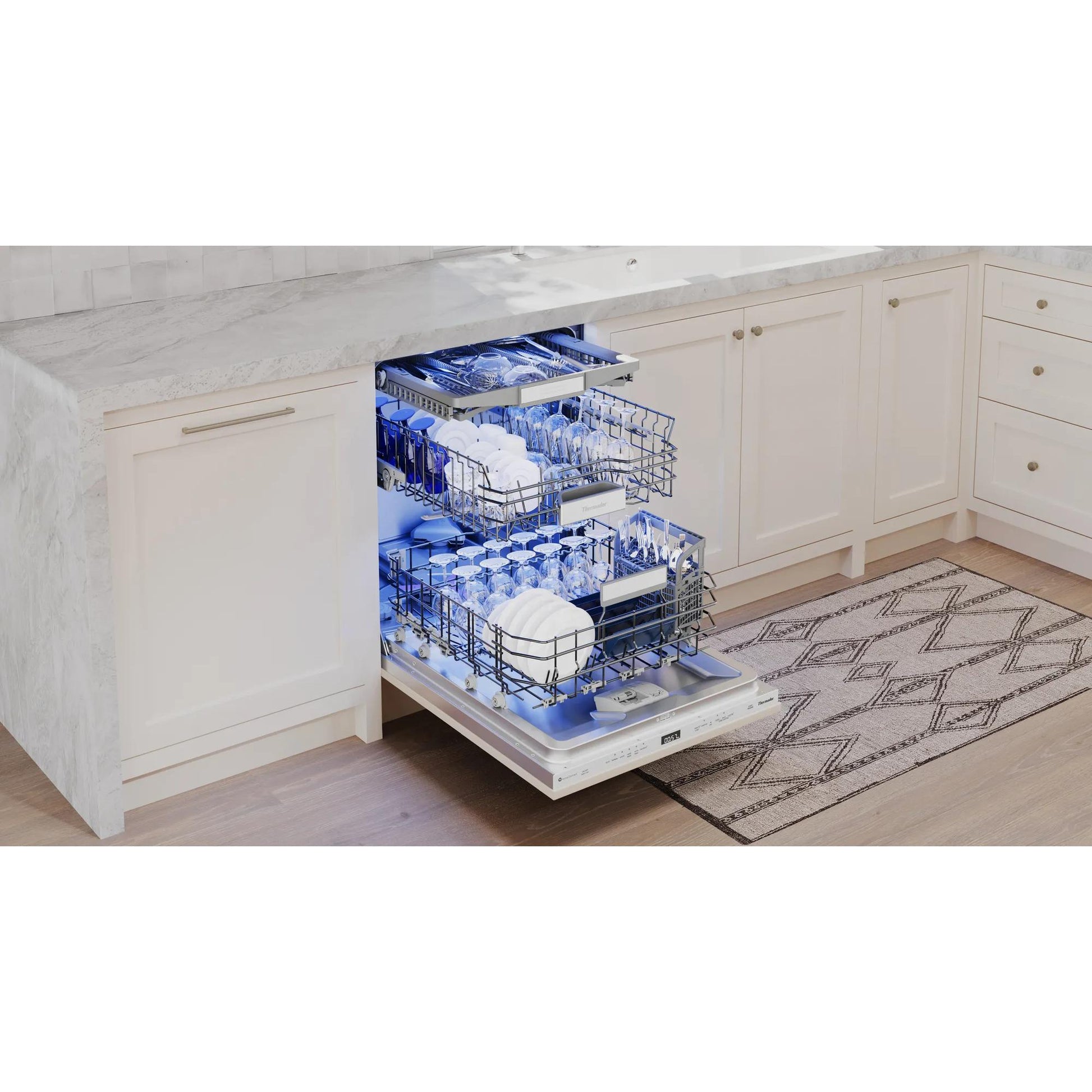 Thermador 24-inch Built-in Dishwasher DWHD661EPR IMAGE 5