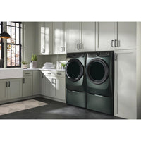 Electrolux 8.0 cu. ft. Front Load Perfect Steam™ Gas Dryer with Balanced Dry™ ELFG7738AA IMAGE 9