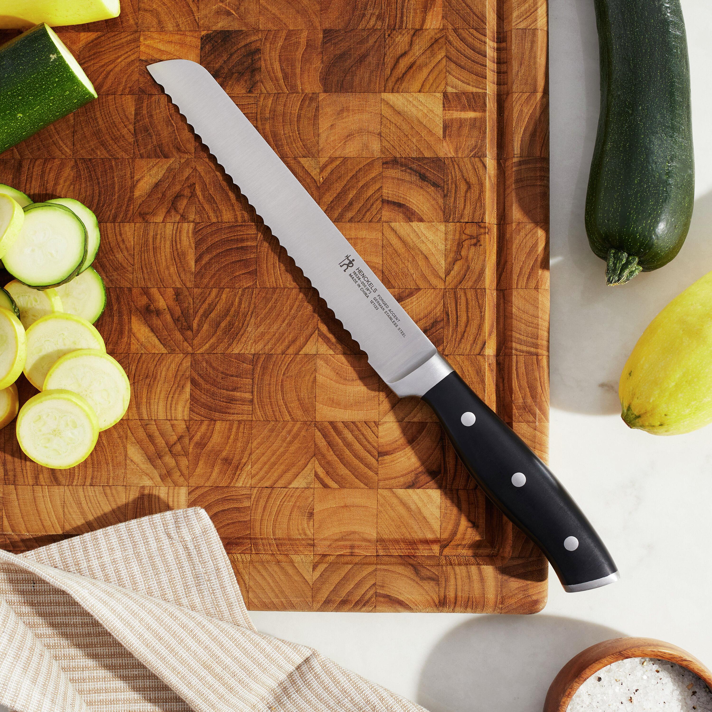 Henckels Forged Accent 8-inch Bread Knife 1011243 IMAGE 2